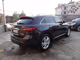 Infiniti FX30