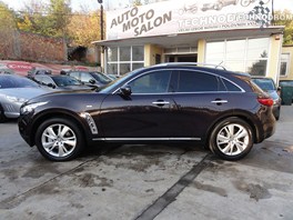 Infiniti FX30