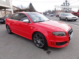 Audi RS4